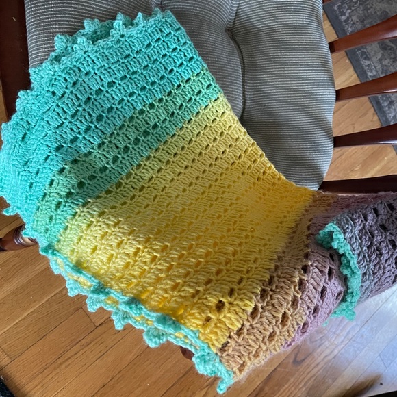 Hand Crocheted Blanket / Baby Blanket / Lap Blanket - Picture 6 of 10
